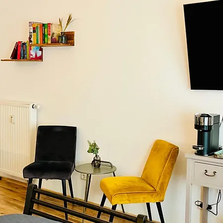 Aycatcherhomes - Lage I 4 Personen I Zentral I Altstadt I Naehe Fluss Lahn I Boutique Pera