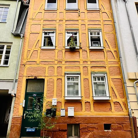 Aycatcherhomes - Lage I 4 Personen I Zentral I Altstadt I Naehe Fluss Lahn I Boutique Pera * Marburg