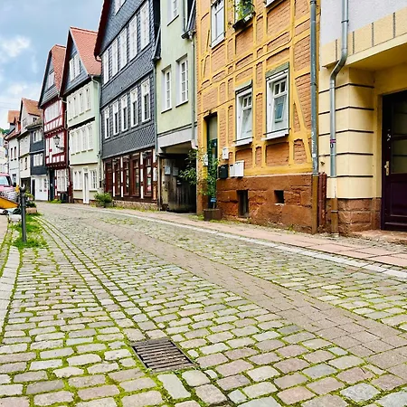 Aycatcherhomes - Lage I 4 Personen I Zentral I Altstadt I Naehe Fluss Lahn I Boutique Pera *